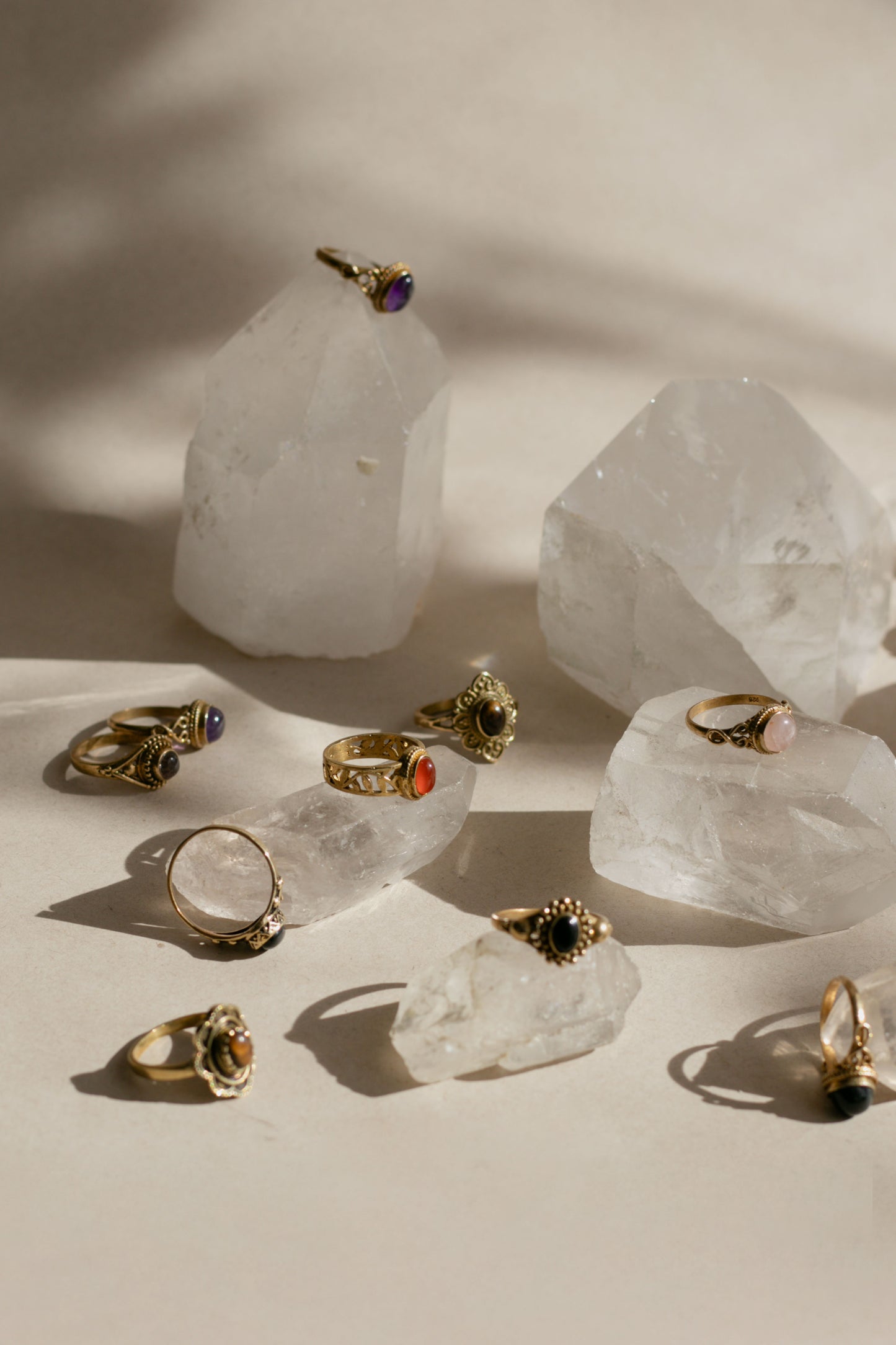 Anillo de howlita - Joyería mágica