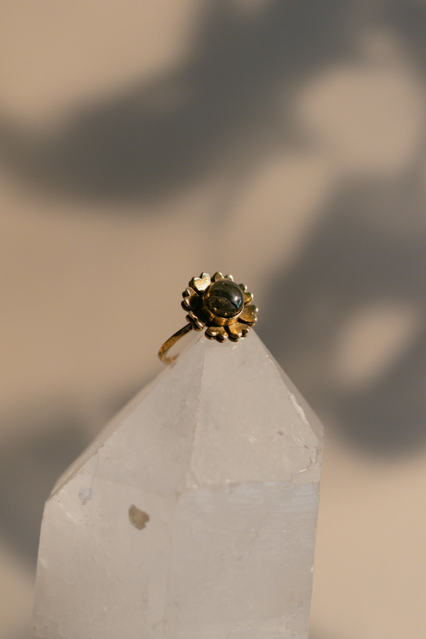 Anillo de labradorita - Joyería mágica