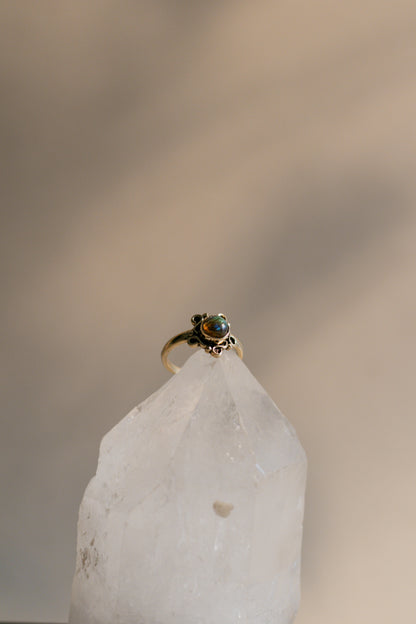 Anillo de labradorita - Joyería mágica