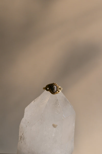 Anillo de lapizlázuli - Joyería mágica